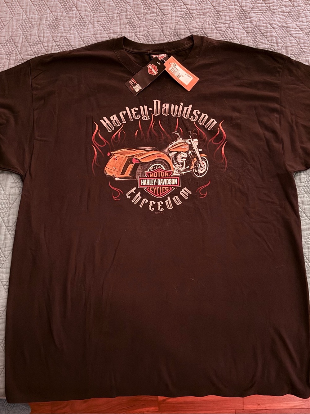 Harley-Davidson Black Tee with orange Graphic - Picture 2 of 3